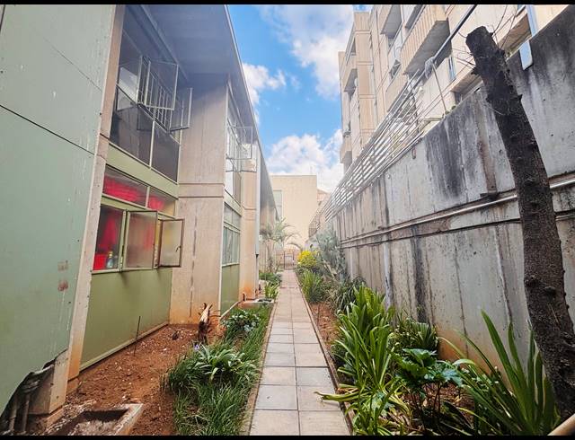 4 BEDROOM DUPLEX FOR SALE IN ARCADIA